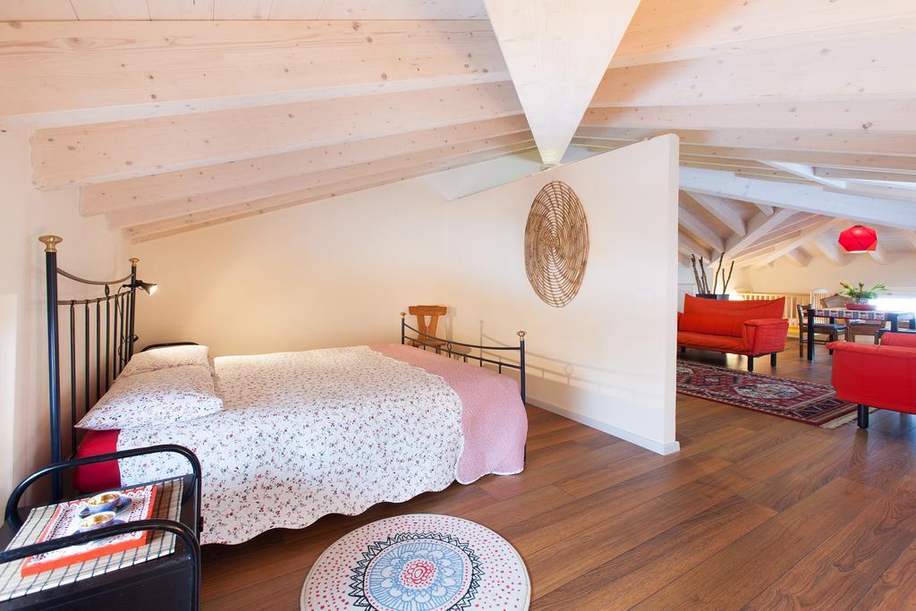 Villa Laila Bed & Breakfast Lodi Room photo